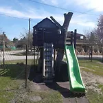 Estike Merevfalú Kerti Medencével Zamárdi